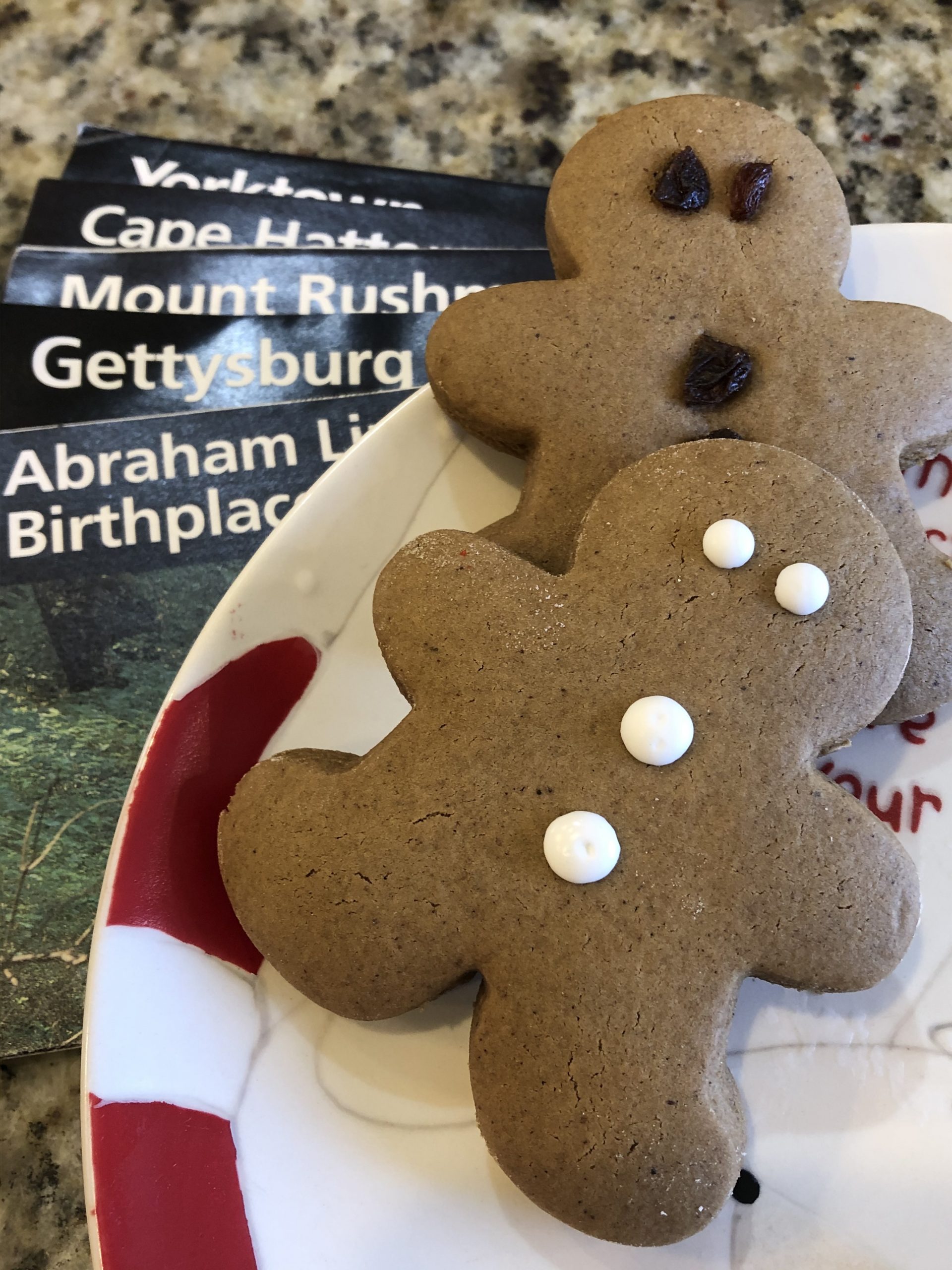 gingerbread-men-lincolns-birthplace-nhp-day-4