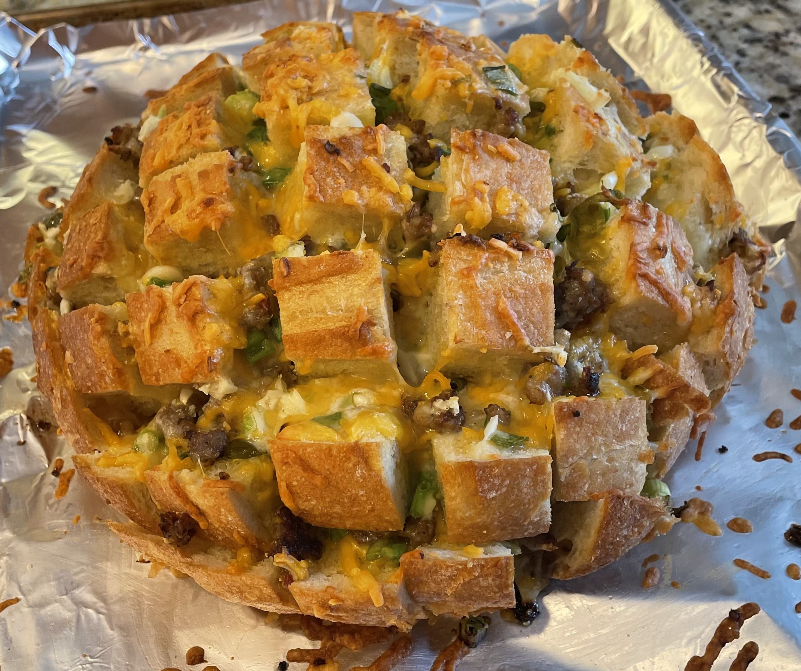 bloomin-cheesy-sausage-pull-apart-bread